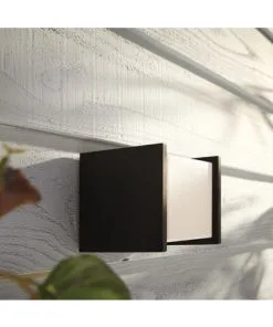PHILIPS Hue White LED Buitenlamp Fuzo Vierkant Zwart 16 PHILIPS Hue White LED Buitenlamp Fuzo Vierkant Zwart -Binnenverlichting Verkoopwinkel DV 8 10476601 02 4c DE 20210809152100