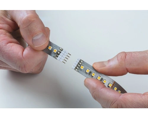 PAULMANN MaxLED 500 LED-strip Basisset Warmwit 150 Cm Zilver Ongecoat 5 PAULMANN MaxLED 500 LED-strip Basisset Warmwit 150 Cm Zilver Ongecoat - Afbeelding 5